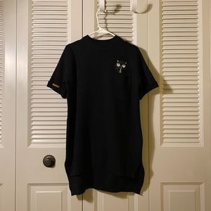 Short-sleeve black sweater